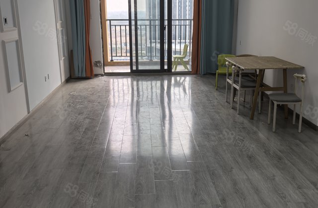 恒大阳光半岛2室2厅104㎡35万二手房图片