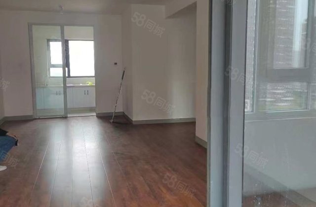 急售 水岸花语二期 带车位 三叶草 小高层 莲湖新城