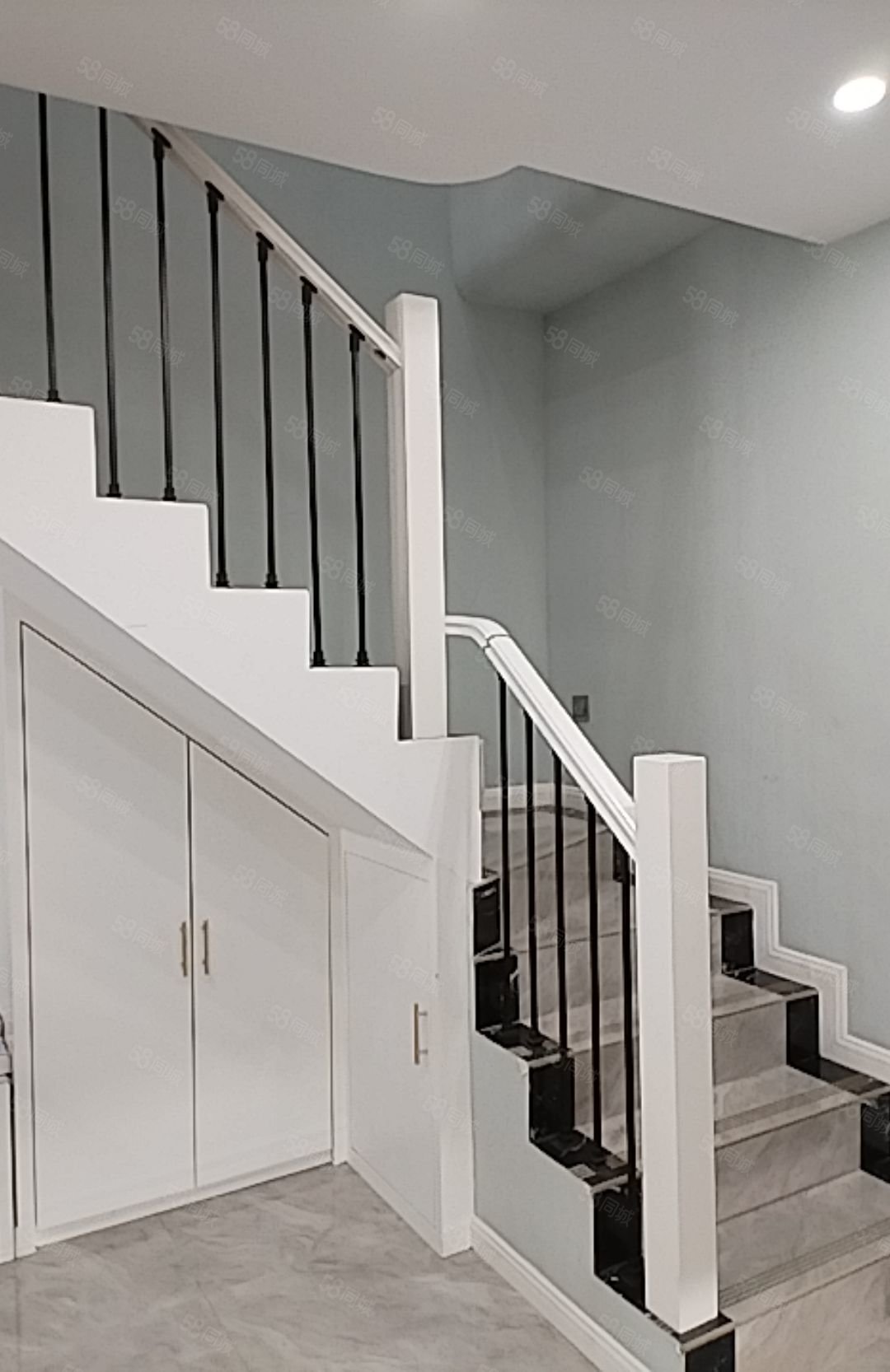 东方明珠城市花园3室2厅2卫89.62㎡东北89万