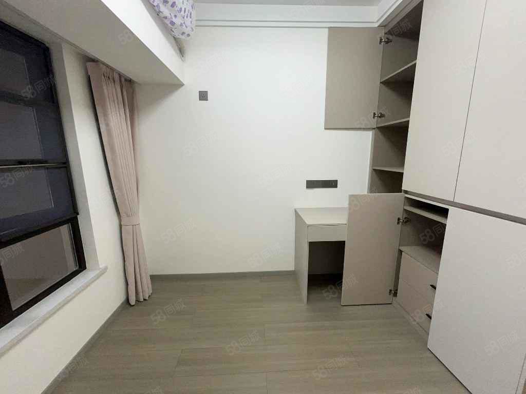 应城市碧桂园云玺3室2厅2卫107㎡南68.8万