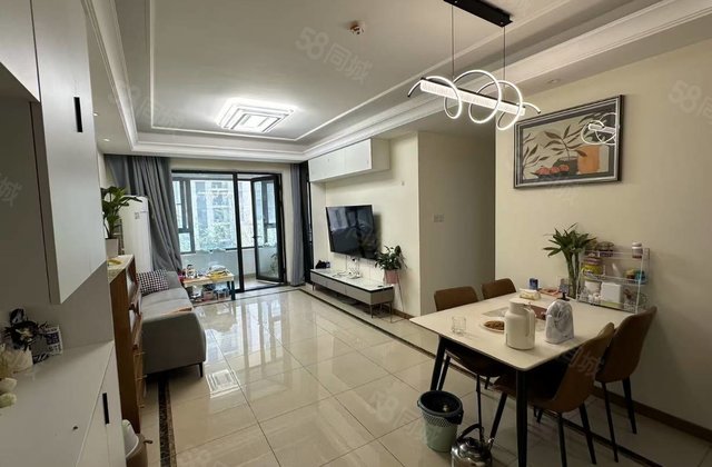 开发区东昌 次新小区刚交房 送车位 集美一品 可按揭百合新城