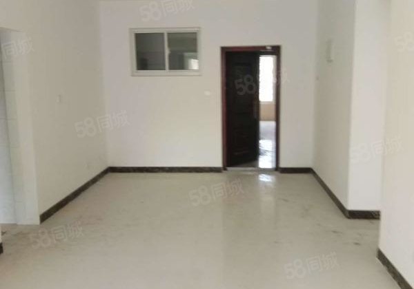 湖边 金柱绿城 商品房 带车位 可做三室 看房方便