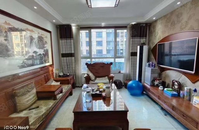 星光水晶丽城(西区) 电梯洋房 双卫格局 带车位储藏室