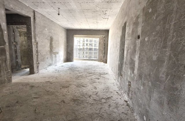 金源盛世3室2厅105.9㎡69万二手房图片