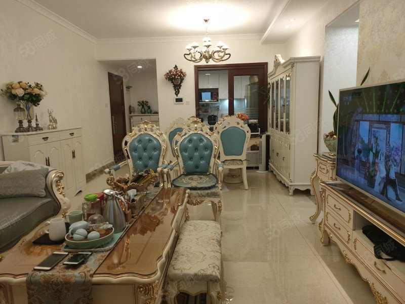 三水半江花园 南向精装三房 附带车位 读省级学校 低首付