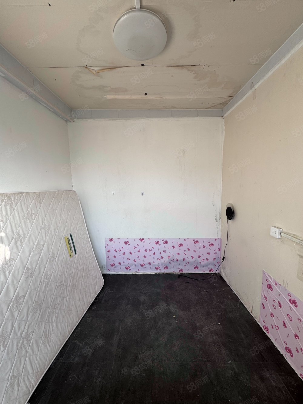 前永康胡同小區(qū)1室0廳0衛(wèi)10.1㎡南北160萬