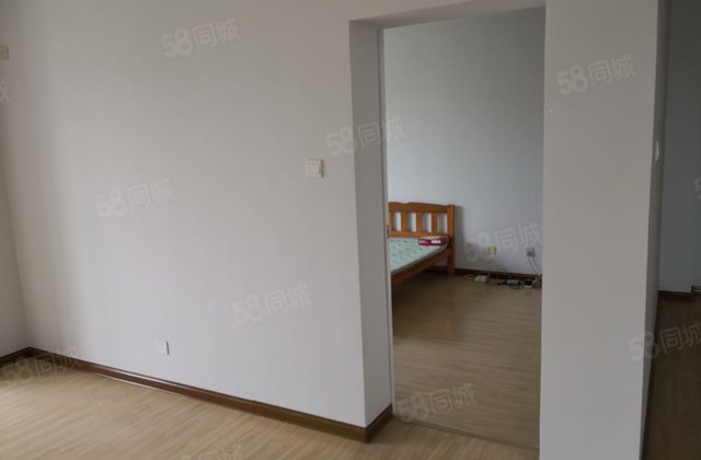 景怡佳园4室2厅136.7㎡29.8万二手房图片