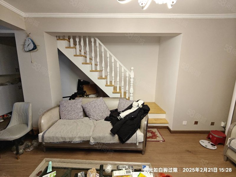 百年香樟花园3室4厅2卫148㎡南北79万