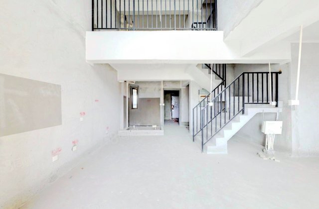 世茂璀璨天城(一期)3室2厅85.45㎡188万二手房图片