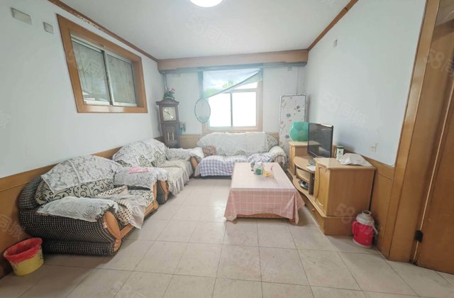 出售公安局家属院   二楼 兴华西路 西边户价格不高