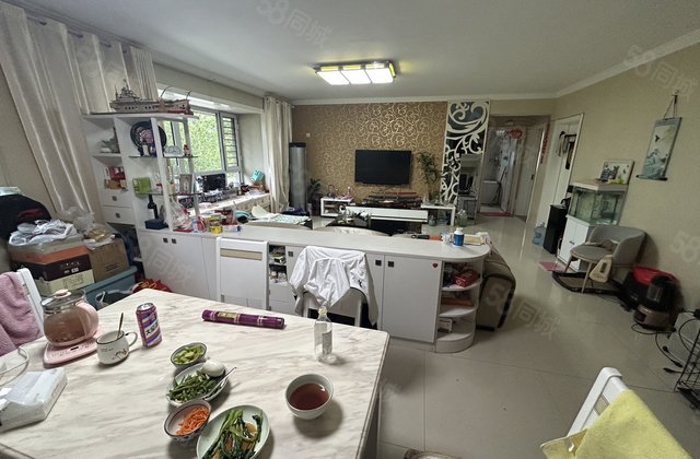 新东方龙湾在水一方 小高层带车位 公摊低 房东急售 超好户型