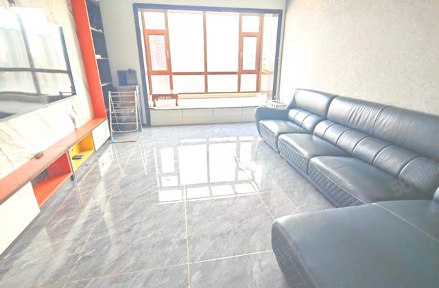 北海丽景4室3厅179.51㎡107万二手房图片