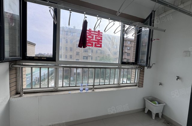 嘉明 万豪   水岸新城 多层三楼 带车位储藏室免大税