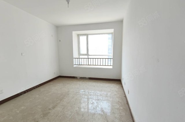 聊大新房未住，带车位储藏室金柱大学城儒辰辰悦