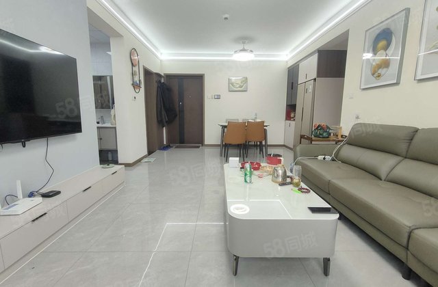 财信水城印象精装齐全好户型121.53平三室送储