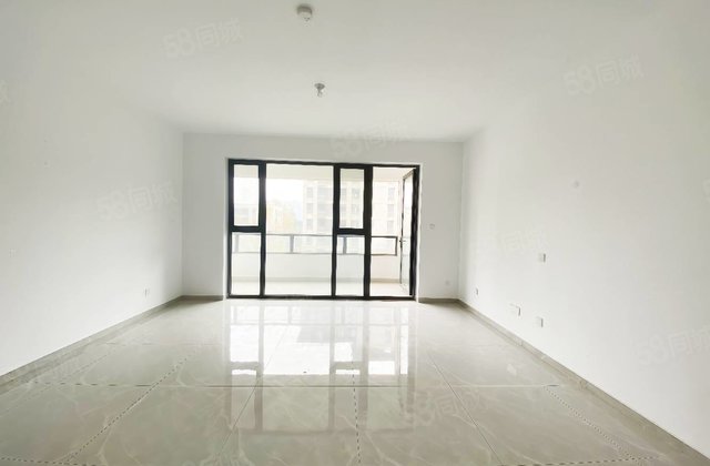 朗悦府电梯洋房143平4室2卫边户一手手续可按揭117.6万