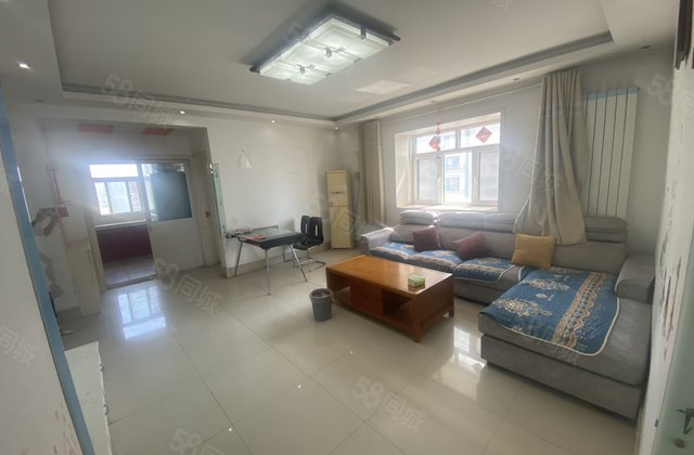 中华御苑南邻水务家园电梯东边户3室2厅，东昌中学总校，