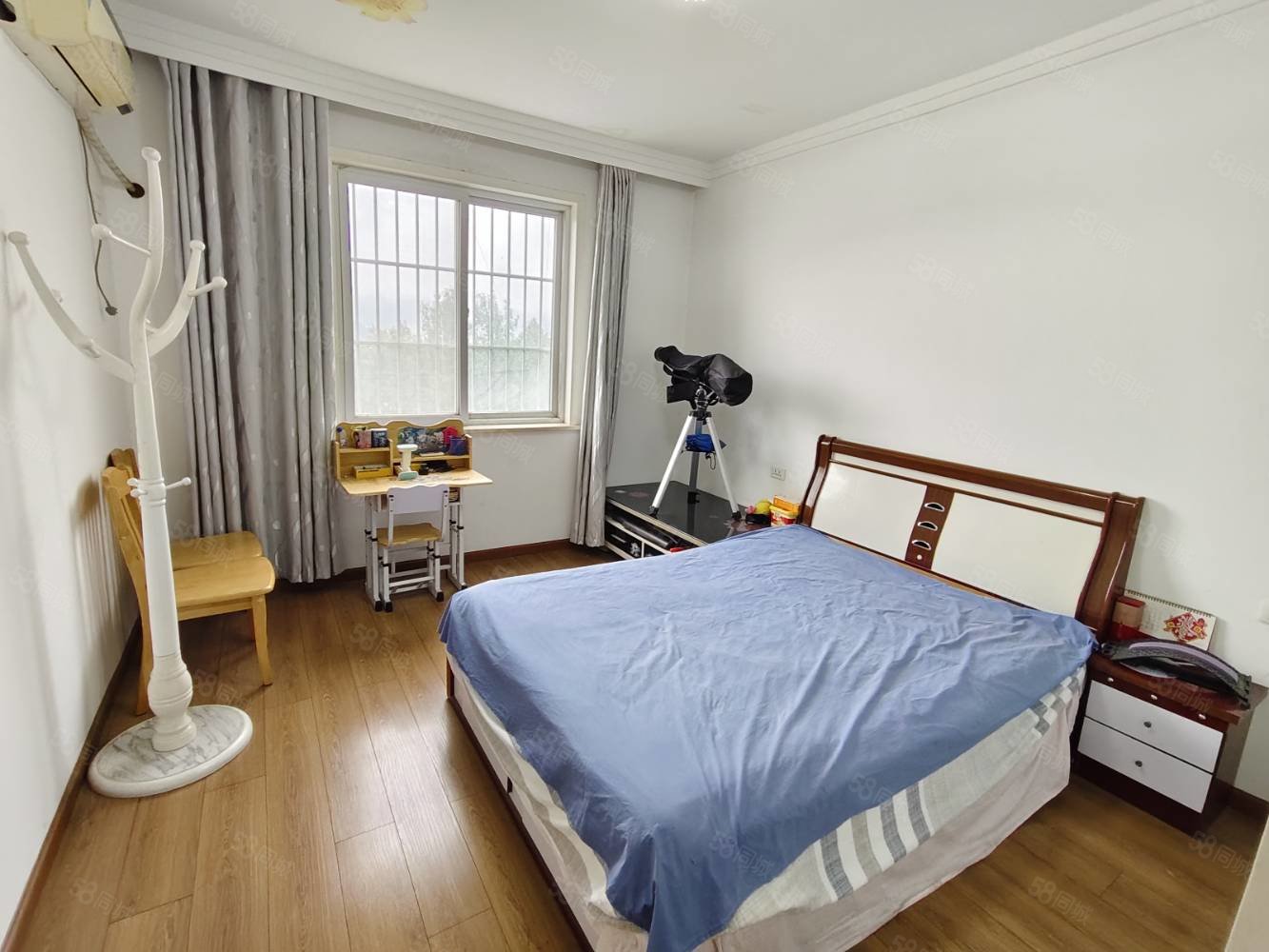 北山小区3室2厅2卫90㎡南北33万