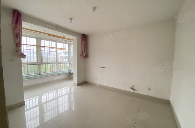 房东急售！水岸新城  带地上车库 三室 嘉明