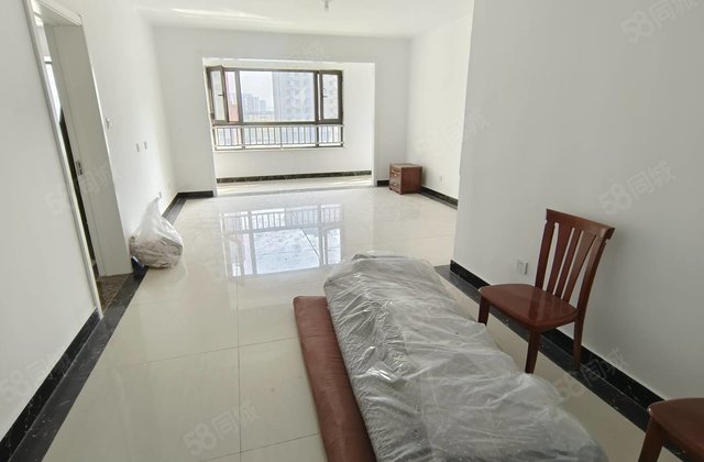 公园旁 慧德对过 中央帝景 小高层 免 送车储