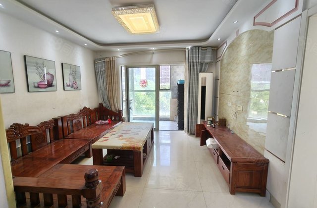 徒骇河边电梯6层洋房 送车位储藏室急售客厅大阳台