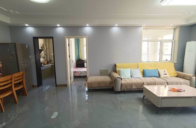 金柱绿城 3房 周边配套完善