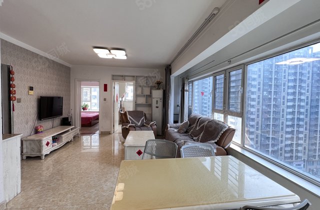 阿尔卡，三居室，免大税，随时看房，12楼总高18