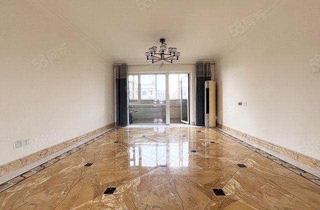 碧桂园4室2厅140㎡80万二手房图片