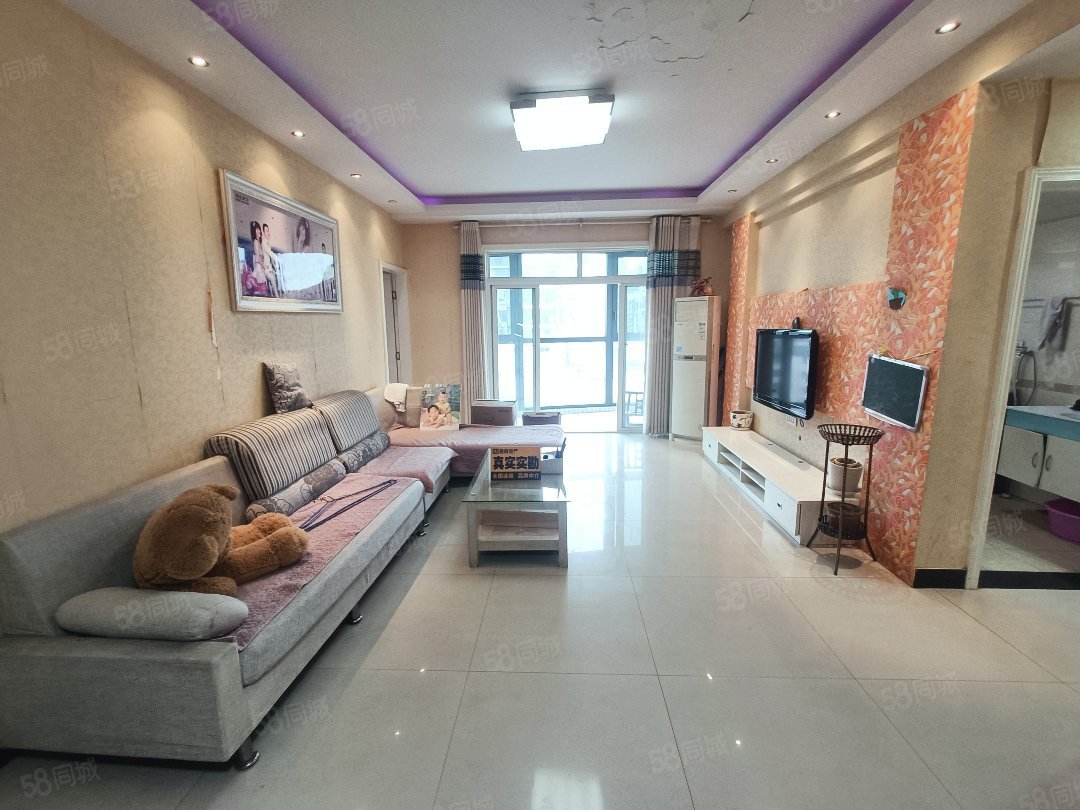 大都会广场3室2厅2卫124㎡南北79.8万