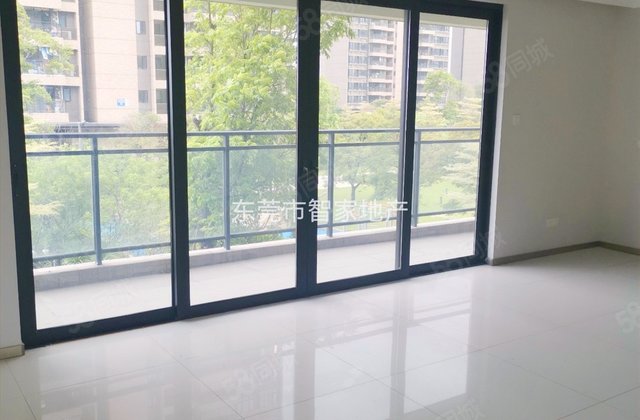 时代天境4室2厅127.27㎡185万二手房图片