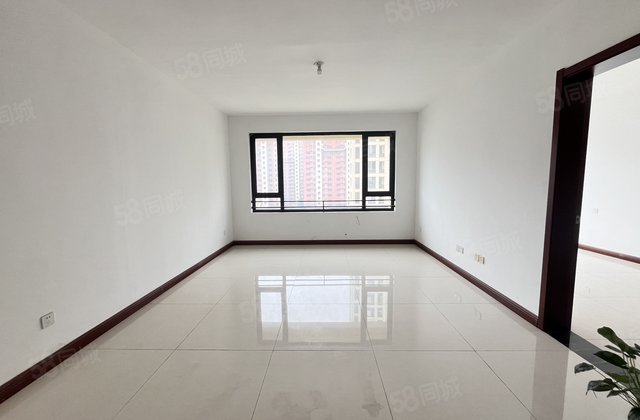 急售 带储 三叶草户型 百合新城 小高层 一梯两户