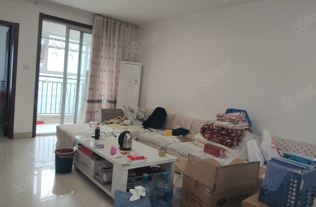 站前街火车站附近西湖馨苑两室送储藏室免大税