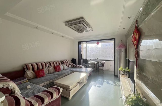 桃花园小区3室2厅139㎡215万二手房图片