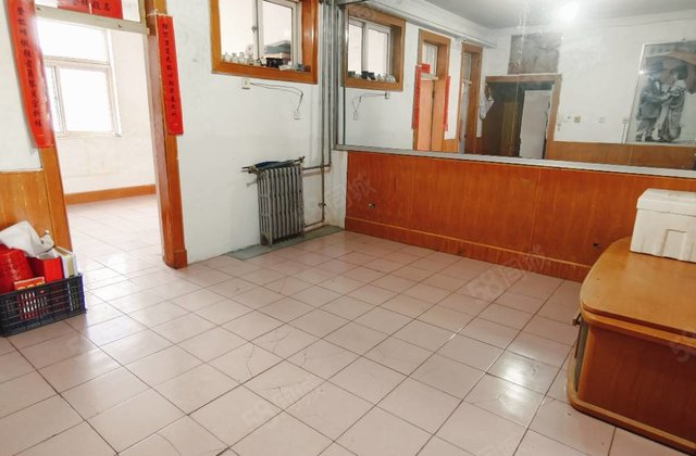 文轩本部，外国语，实验，电业局四院，龙山花园，停车方便