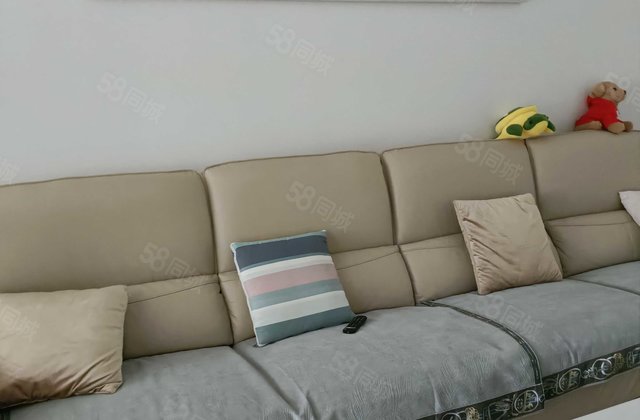 天恒御景花园 南北通透 电梯房 装修好送地下室全款优惠