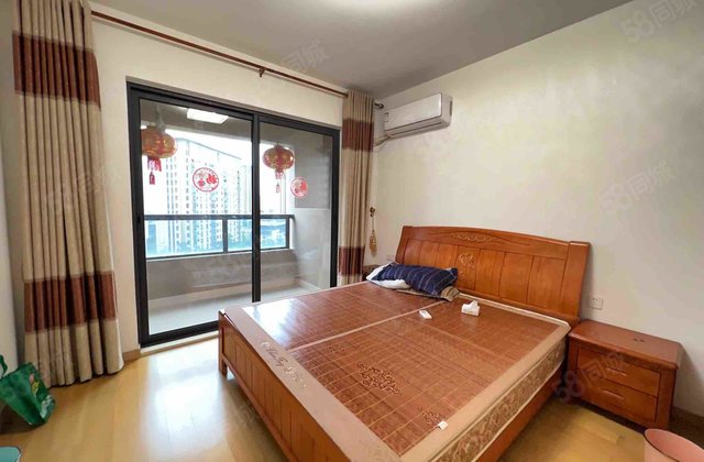 万科城怡园4室2厅101.77㎡122.1万二手房图片