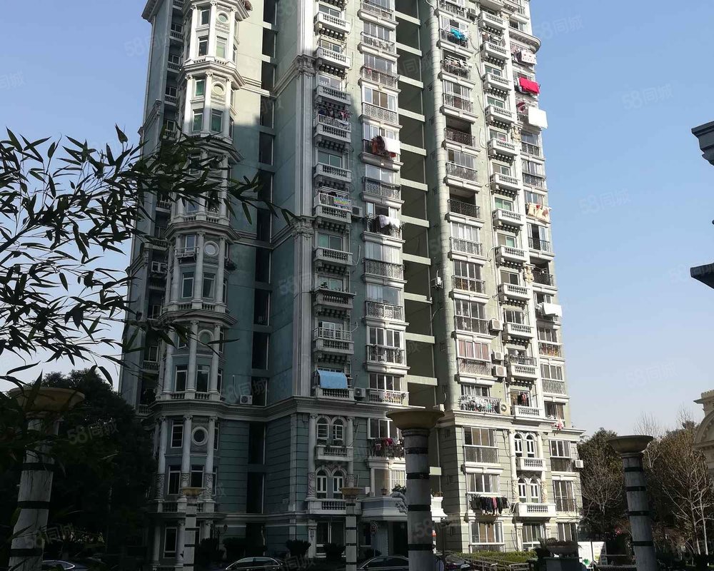 中祥哥德堡外郊环之间