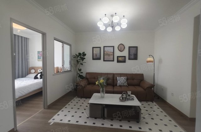 房东急售 火车站 好楼层 精装修 诚心出 送全部的 保证真实