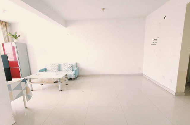 湖边，东方双语城市主人，益民电梯三室好楼层，送储车位