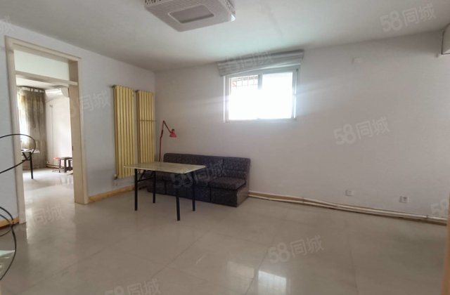 兴华路  。东昌中学。粮局 中巨人行离  近停车方便