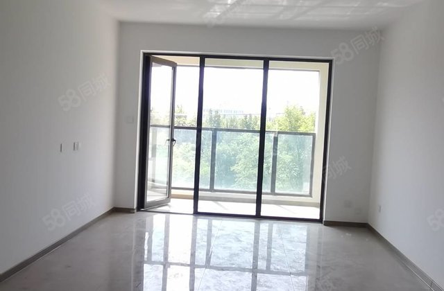 区政府附近 城市玖玺北区小高层 划  实验   全天采光好