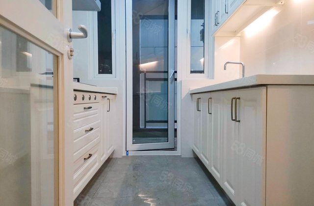 万科金域华庭4室2厅136㎡139万二手房图片