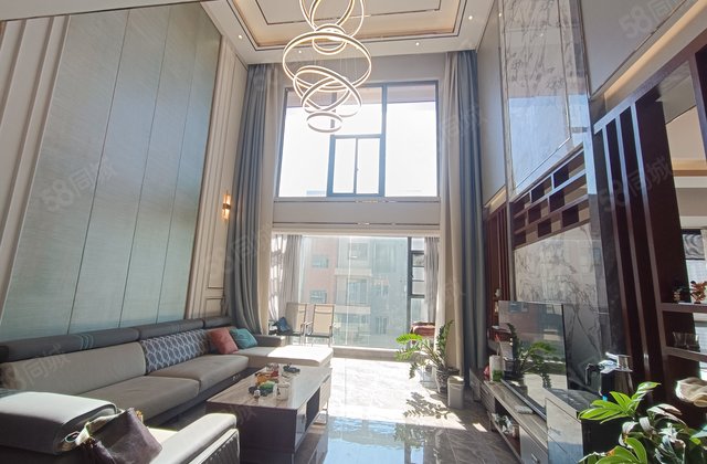 格林天城4室2厅230㎡120万二手房图片