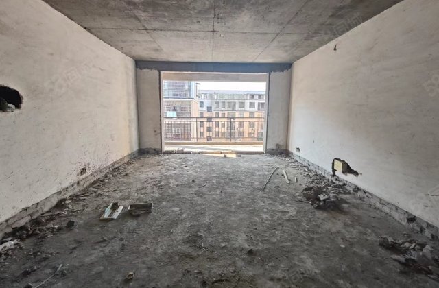 亚龙世纪嘉园3室2厅142.44㎡28万二手房图片
