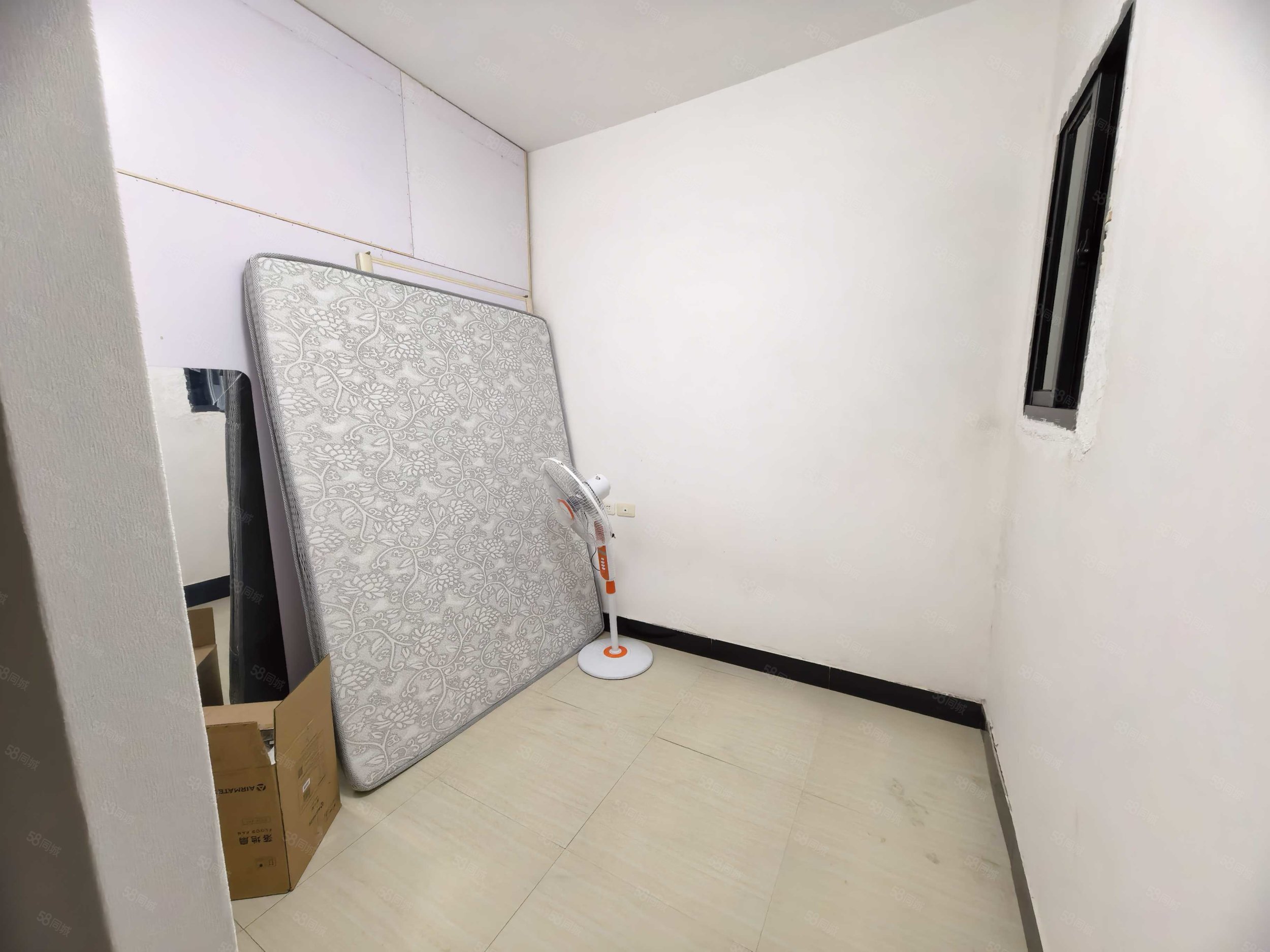 康乐大道9号小区3室2厅1卫96㎡南27.8万