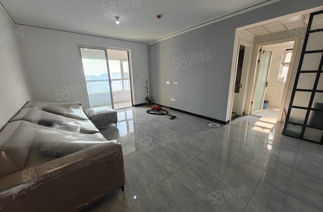 新上阿卡六期  前排 带车位 双阳台 精装未住 准现房随时看