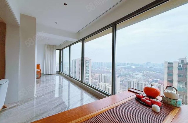 翡丽湾观景大平层精装280平带车位储藏室拎包入住身份证的象征