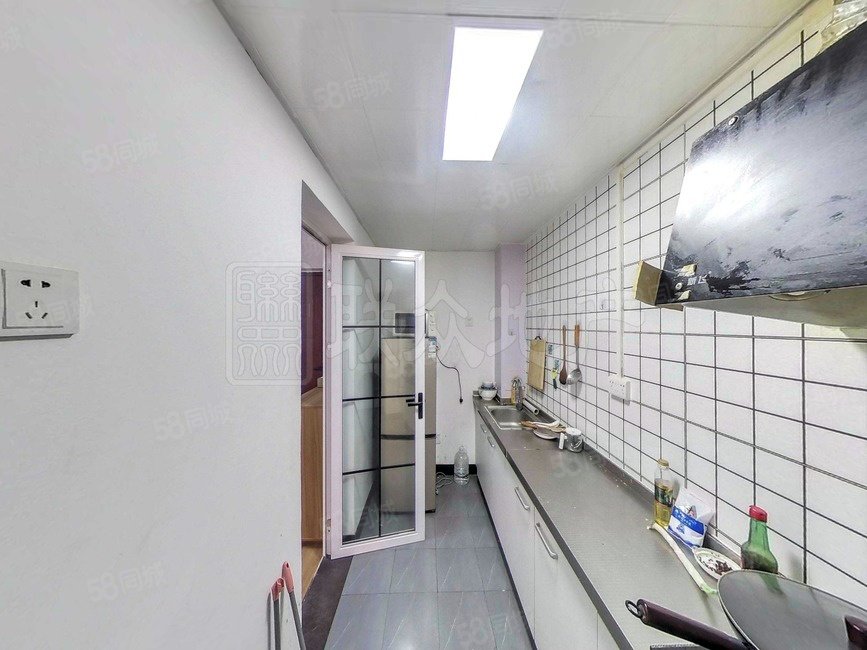 合順家園(西區(qū))1室1廳1衛(wèi)69.83㎡南295萬