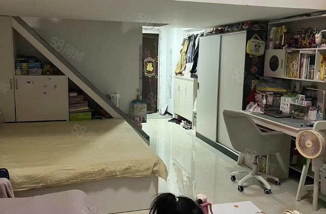 汇丰大厦1室1厅58㎡66.8万二手房图片