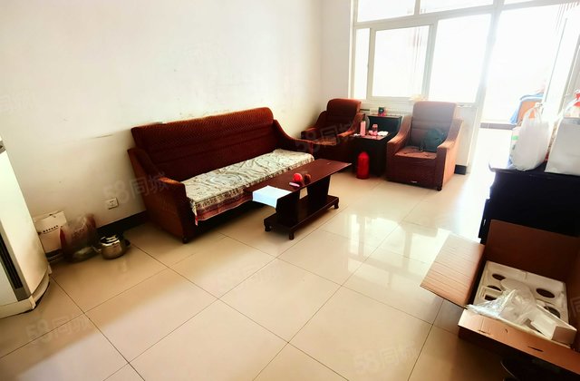 柳园新村徐逯王小区2室1厅1卫价格可议房东直卖送地下室